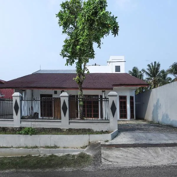 Hotel O Bungo Guest House, hotell i Muarabungo
