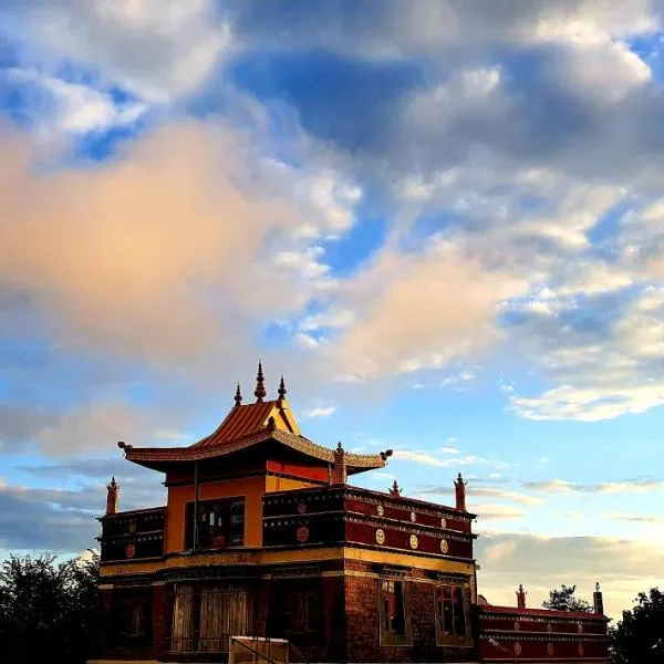 Buddha House Himalayan Brothers, hotel di Pathyar