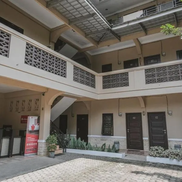 RedDoorz Syariah near Jamtos Jambi 2, hotel v Jambi