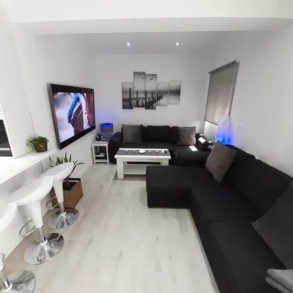 Domotic Lux Apartment, hotel en Granada