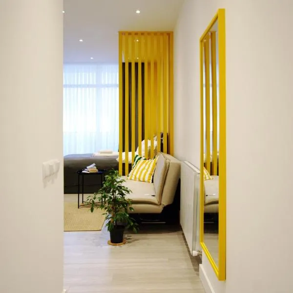 Banana Apartments, hotel in Batumi