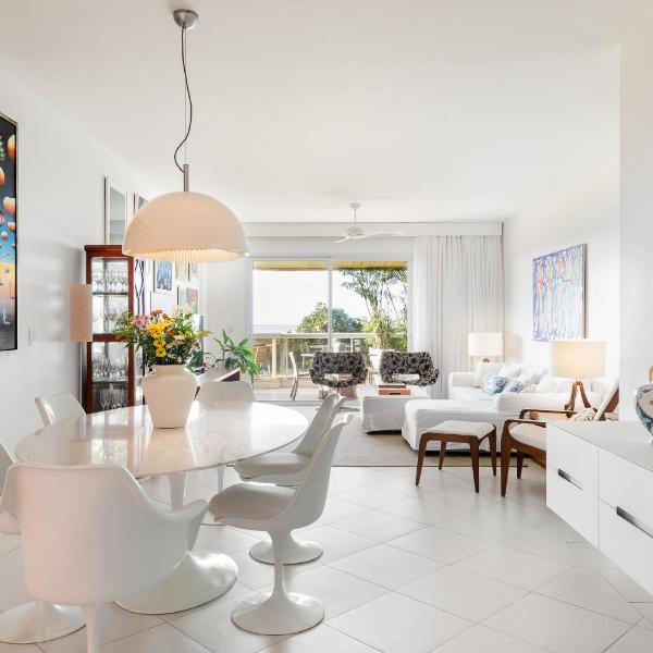 Apartamento com 4 suítes pé na areia - Foto 5