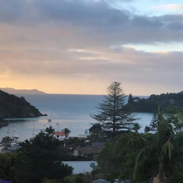 Harbour View Retreat Mangonui, hotel in Paraoanui