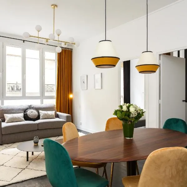 Ponthieu Champs Elysées