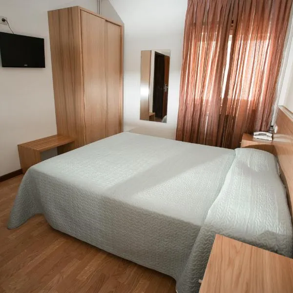 Hotel Padre Cruz, hotel v destinaci Valença