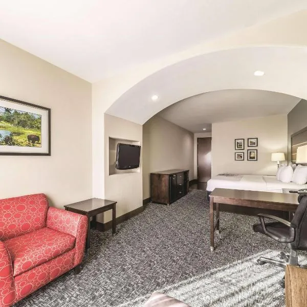 La Quinta by Wyndham Tulsa - Catoosa, hotel di Catoosa