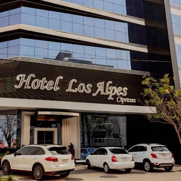 Hotel Los Alpes Cipreses, hotel v mestu Asuncion