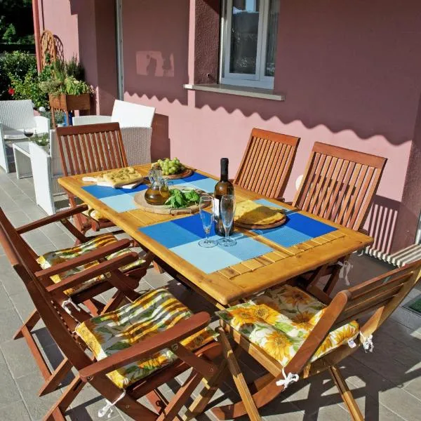 Lo Zione, hotel v destinaci Arcola