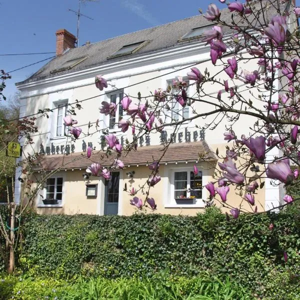 Viesnīca L'Auberge du Port des Roches pilsētā Saint-Jean-de-la-Motte