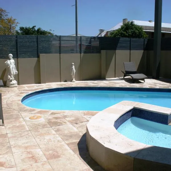 Noah's Mid City Motor Inn Muswellbrook, hotel v destinaci Muswellbrook