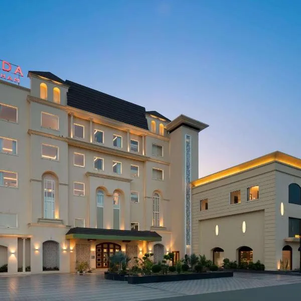 Ramada by Wyndham Kapurthala, מלון בKapūrthala