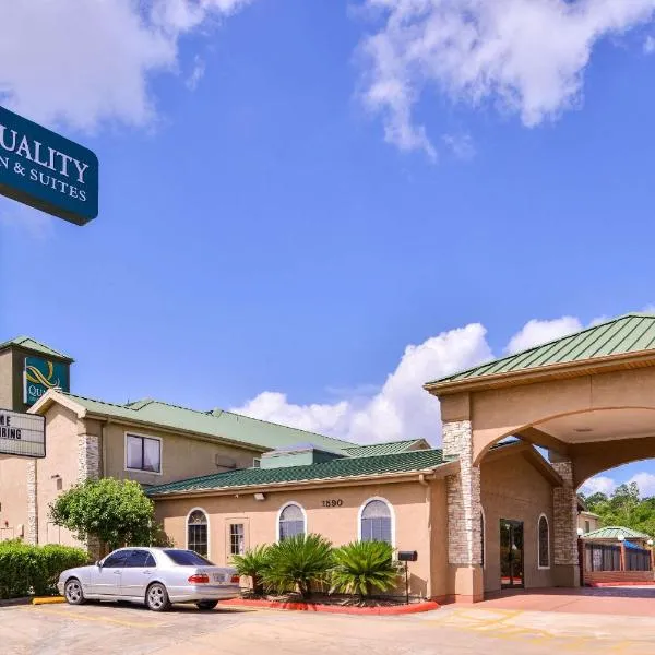 Quality Inn and Suites Beaumont, hotell i Lumberton