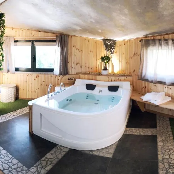 REnt Room Wood, hotel v destinaci Anguillara Sabazia