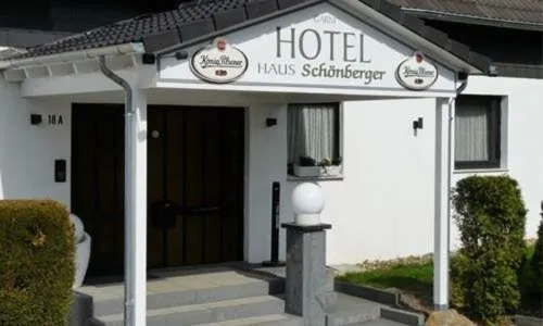 Hotel Garni Haus Schönberger, hotel u gradu 'Heiligenhaus'