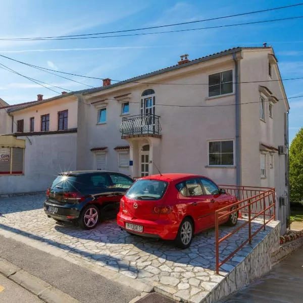 Apartments Buneta, ξενοδοχείο σε Crikvenica