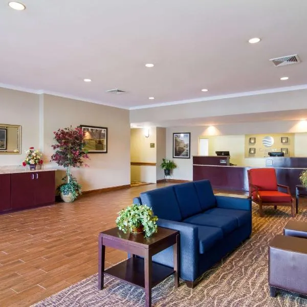 Comfort Inn Blackshear Hwy 84, hotel in Waycross