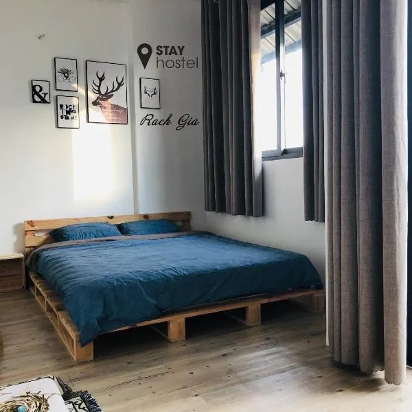 STAY hostel - 300m from the ferry, hotel v destinaci Rach Gia
