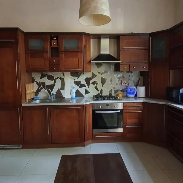 APARTAMENT ADA, hotel v destinácii Kudowa-Zdrój