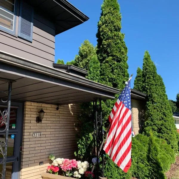 Private Guest Bedroom - 2E East Room - Close to Lake Michigan, hotel in Sheboygan Falls