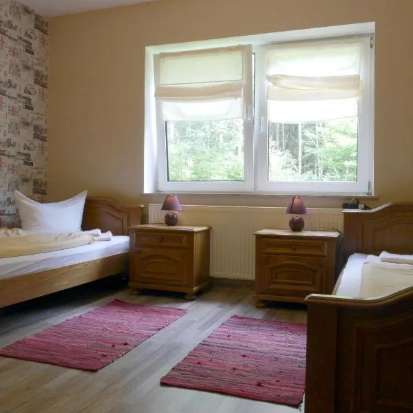 Gästehaus Zimmer Frei, hotel v destinaci Bramstedt
