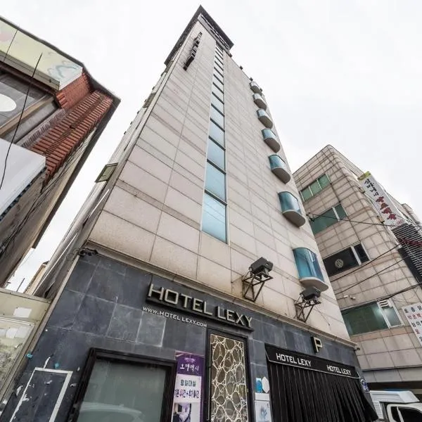 Guri Lexy Hotel, готель у місті Uijeongbu