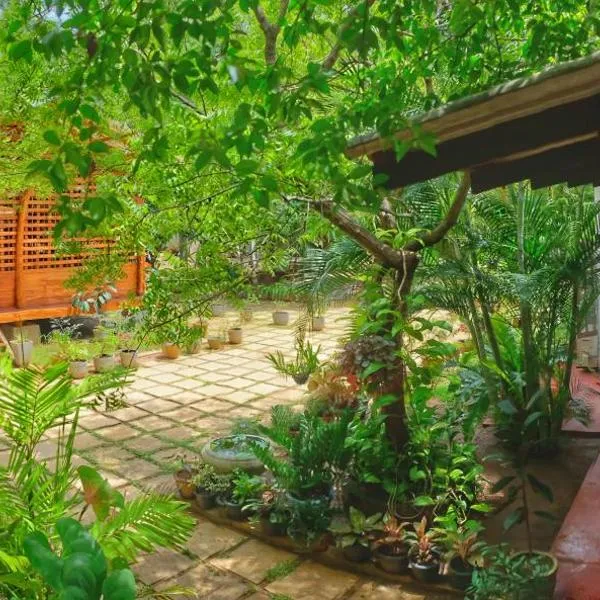 Golden Rainbow Guest House, hotel in Dambulla