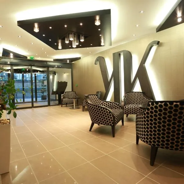 Le Konine - Hotel & Bar & Restaurant – hotel w mieście Montceau-les-Mines
