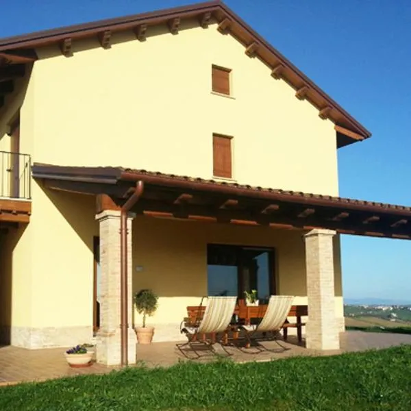 Agriturismo La Perla, hotel din Monte San Pietrangeli