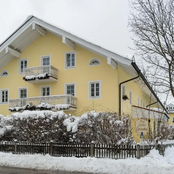 Hotel Limmerhof, hotel v destinaci Taufkirchen