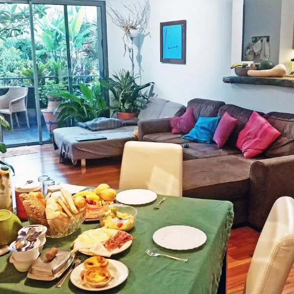 Rochas Shared Apart Garden Refuge, ξενοδοχείο στη Φουνσάλ