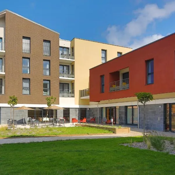 DOMITYS - Le Fil de Soie, hôtel à Calais