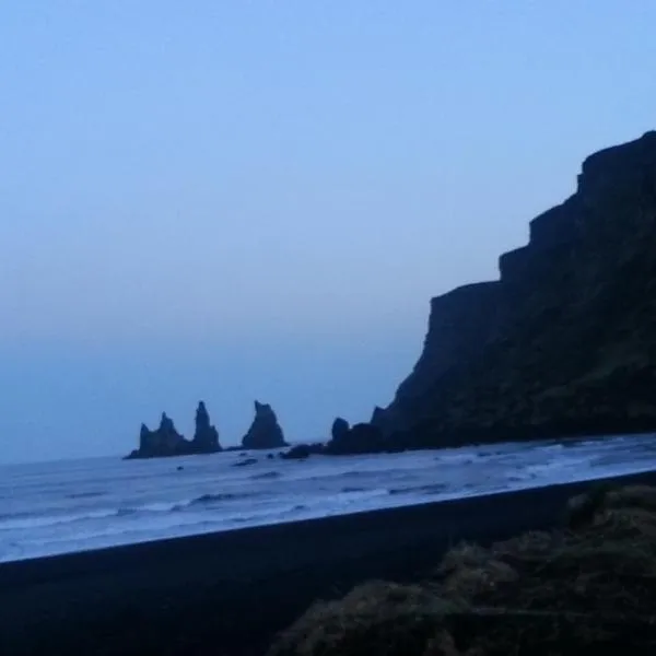 Guesthouse Galleri Vík, hótel í Vík