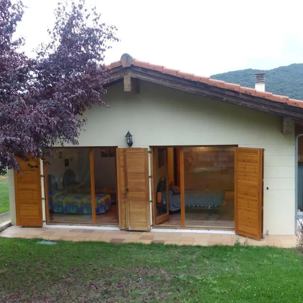 Una casa con vistas en Pobes, hotel v destinácii Aprícano