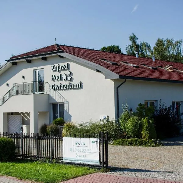 Zajazd Pod Gwiazdami, hotelli kohteessa Zemborzyce Tereszyńskie