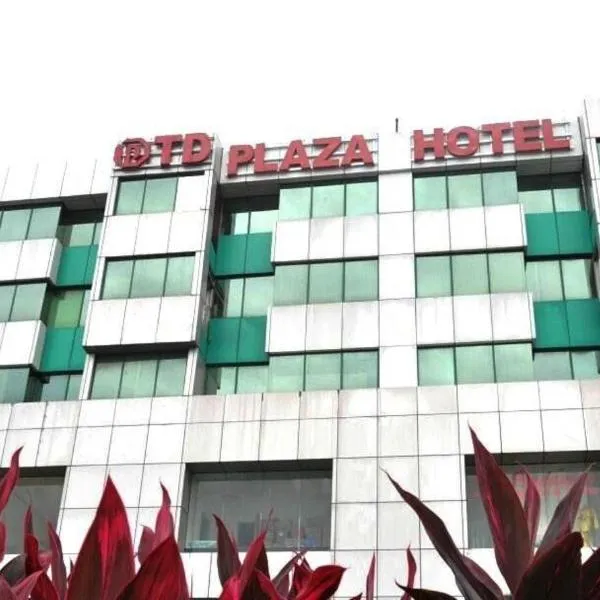 TD Plaza Hotel, hotel in Kampong Sembulan