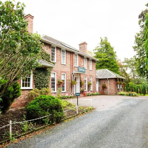 The Gables Hotel, hotel in Port Carlisle