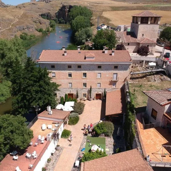 Molino Grande del Duratón, hotel v mestu Carrascal del Río