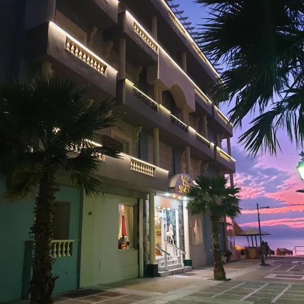 Seaside Hotel, hotel in Loutraki