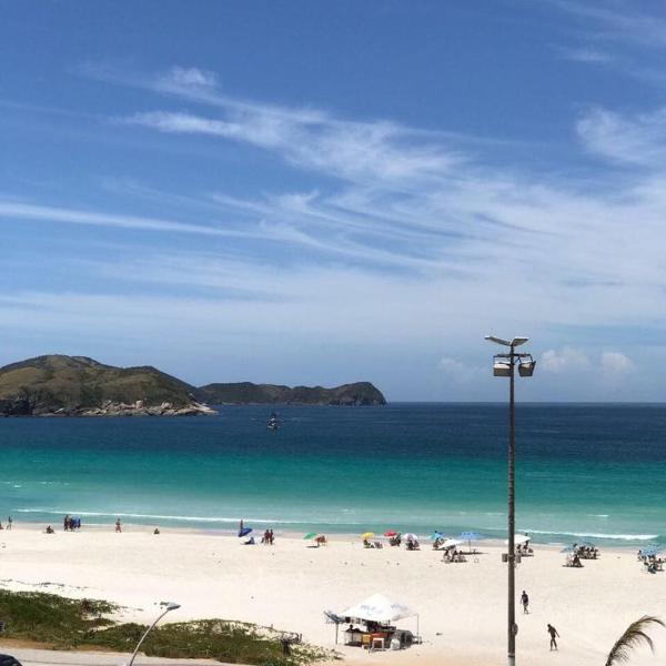 APARTAMENTO FRENTE A PRAÇA DAS AGUAS (PRAIA DO FORTE )