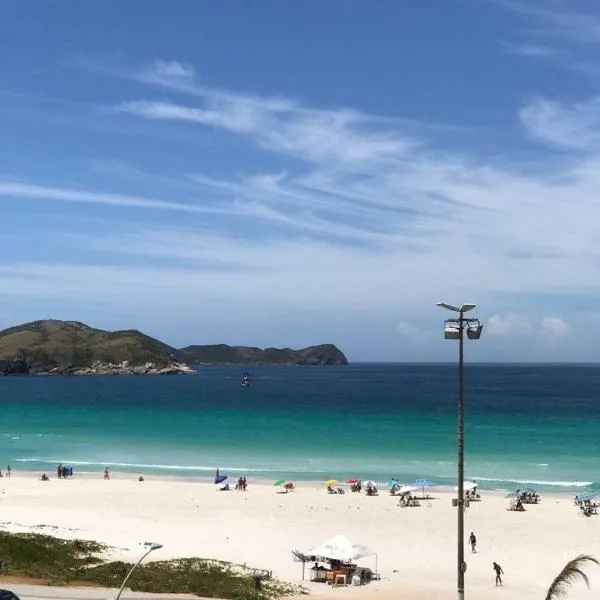 APARTAMENTO FRENTE A PRAÇA DAS AGUAS (PRAIA DO FORTE )