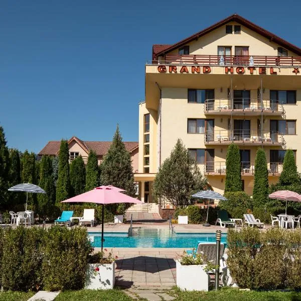 Grand Hotel, hotel in Braşov