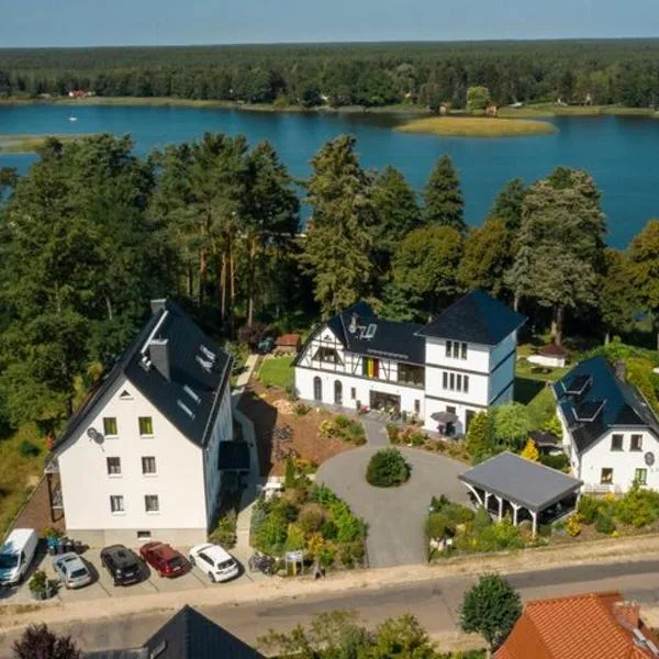 Röblinseeterrassen, hotel in Fürstenberg-Havel