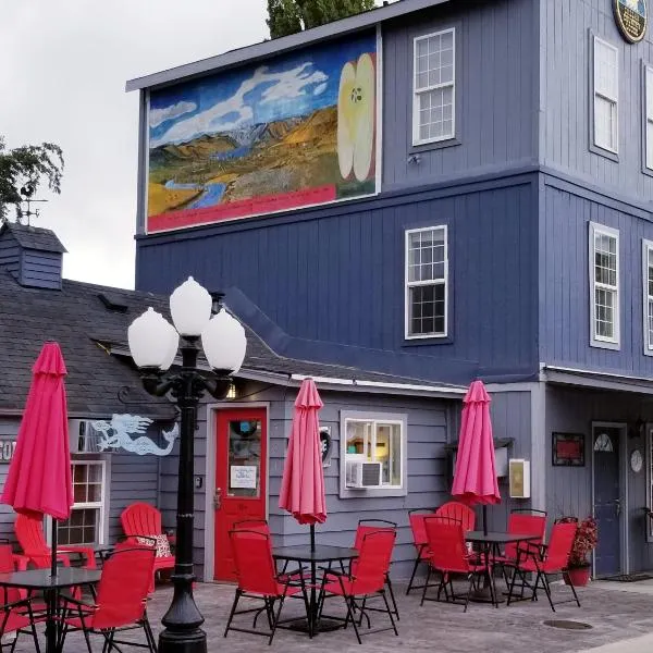 Deep Water Inn, hotel in Chelan