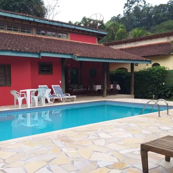 Linda casa Boicucanga, hotel in São Sebastião