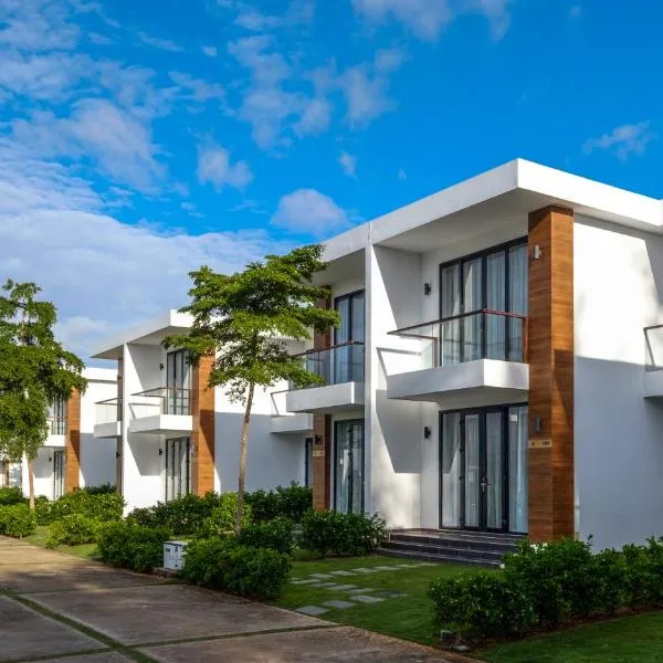 Saint Simeon Beach Residence, hotel v destinaci Long Hải