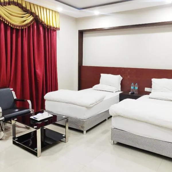 Bodhgaya Seven Inn Hotel n Restaurant، فندق في بود جايا