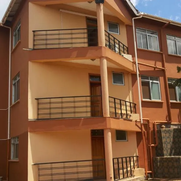 Westcliff Hotel, hotel v destinaci Lira