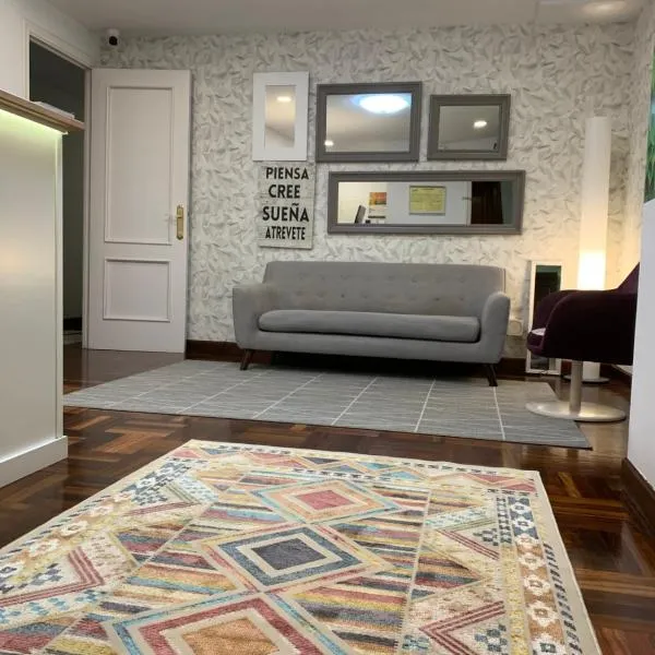 Hostal San Fernando, hotel di Santander