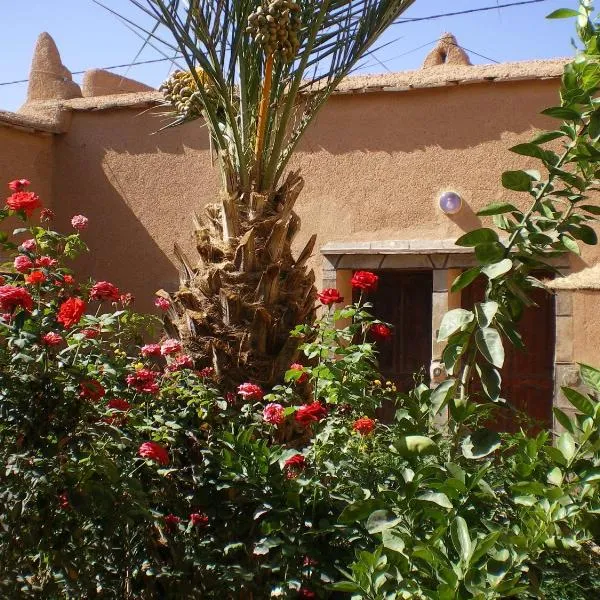 Maison D' hôtes Ait Hmid, hotel in Nkob