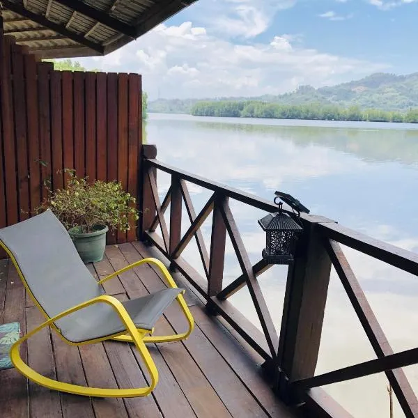 Gayang Friendly Water House Homestay, hotell Kota Kinabalus